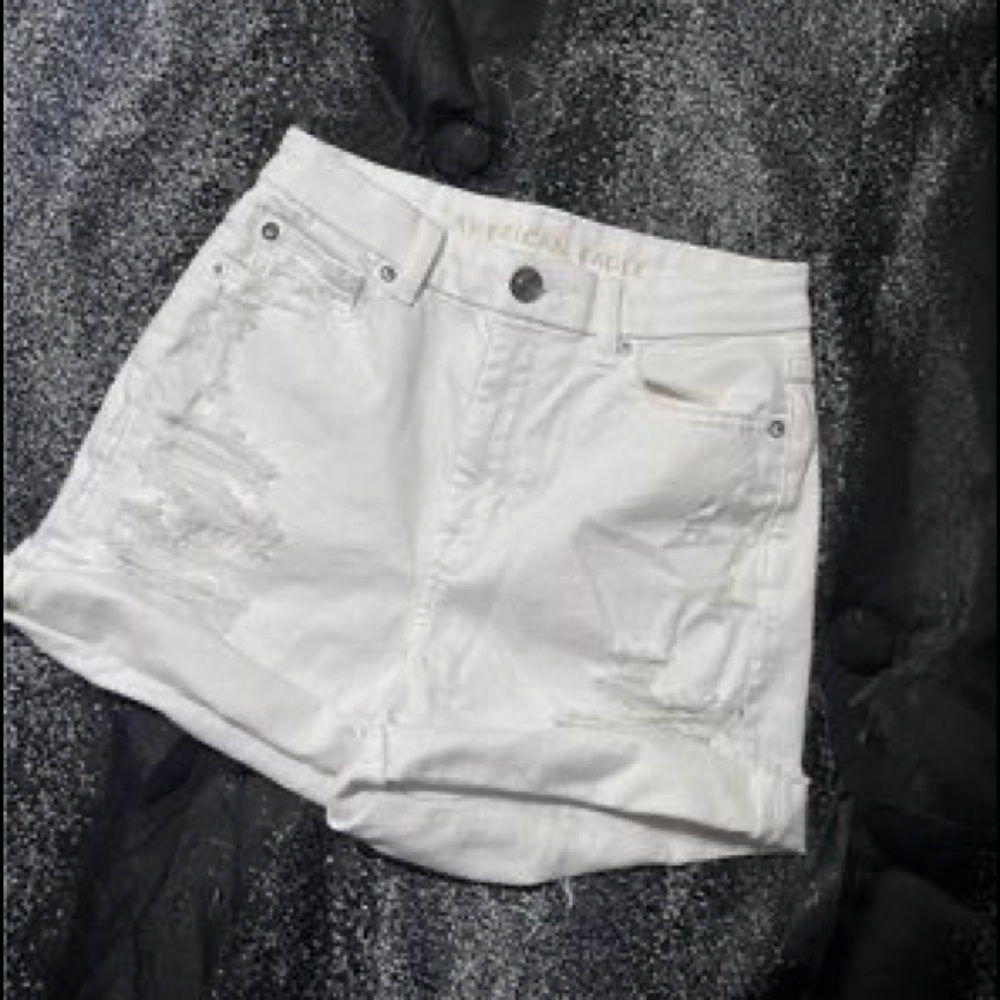 White American eagle shorts size 2